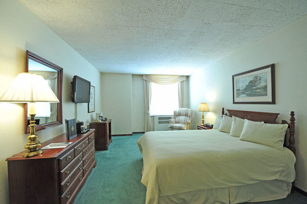 Отель Milwaukee Athletic Club Экстерьер фото